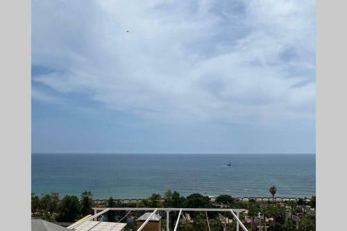 Apartamento Frontal, 1a L�nea de Playa, Marina Dor