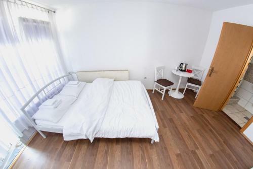 Motel Rooms Dzungla