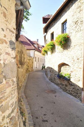 Hostal G�stehaus & Heuriger Turm Wachau