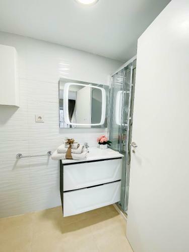 Apartamento Casa Lucero - Ivan Luxury Homes - 6�pta. - Sur - 1� Linea de Playa