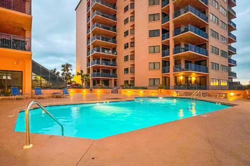 Four Seasons Of Romar Beach #604 West