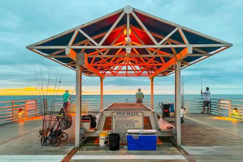 Four Seasons Of Romar Beach #604 West