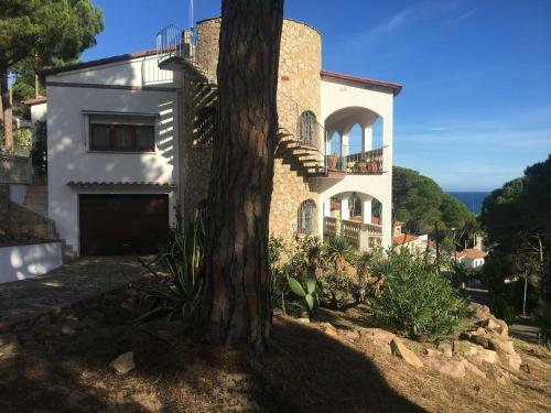 Casa Piedra Abajo