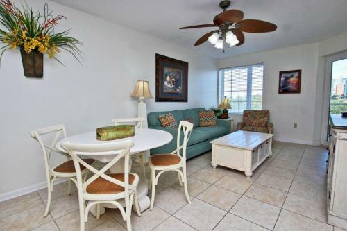 Grande Caribbean By Youngs Suncoast