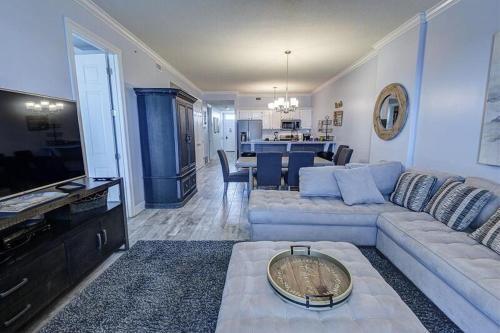 Grand Pointe 304