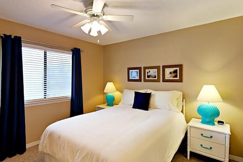Wolf Bay Villas
