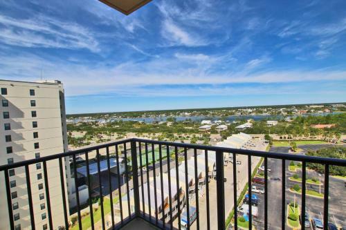 Phoenix East 1201 By Youngs Suncoast