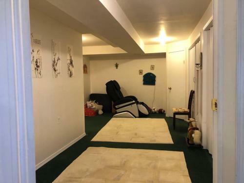 Hostal Hidden Valley Basement Suit H