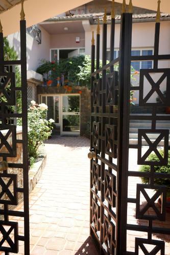 Hostal Vila Essel