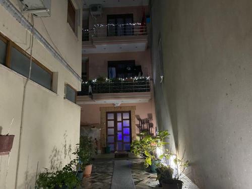 Hostal Bujtina Mikpritja Kor�are