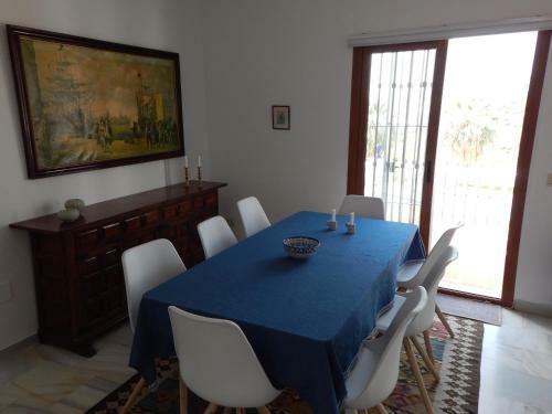 Adosado En Nerja Urb Flamingo