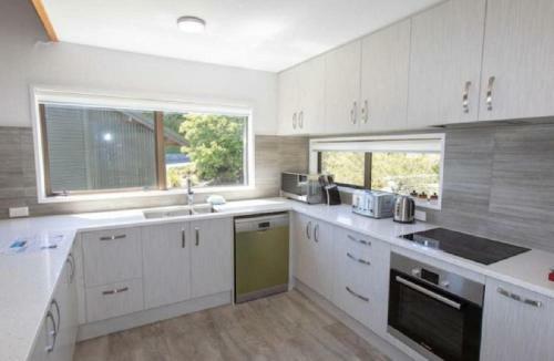 Mountain Views, Nice Spot Newly Renovated