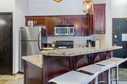 Instant Suites- Charming Unit In Canmore With Free Banff Pass