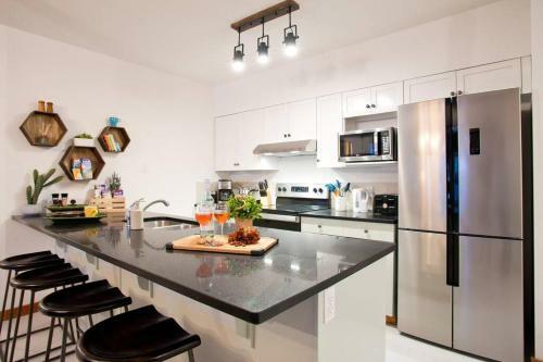 Apartamento Pinnacle Mountain View Condo 3 Bed 2 Bath Downtown Canmore