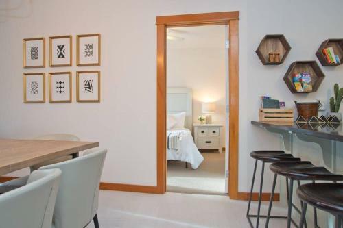 Apartamento Pinnacle Mountain View Condo 3 Bed 2 Bath Downtown Canmore