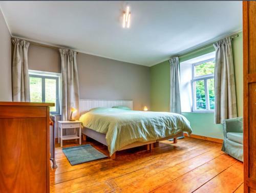 Petit Ch�teau De Harz�