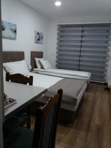 Apartments Kari? Aerodrom Tuzla