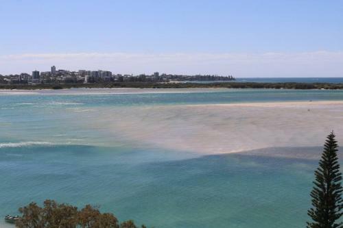 Apartamento Ally?s Golden Beach Retreat!
