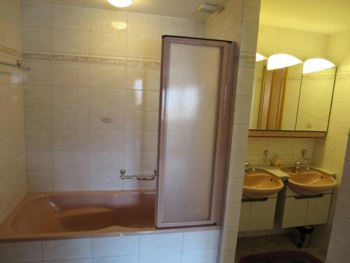 Apartamento Aelplisee B 4