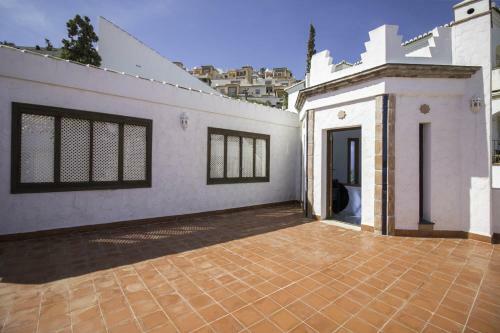 Villa Alquer�a