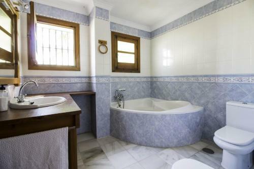 Villa Alquer�a