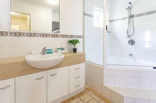 Apartamento Tropical Oasis, Million Dollar Views, 2 Pools