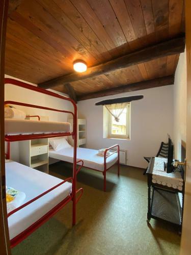 Hostal Villa Astano