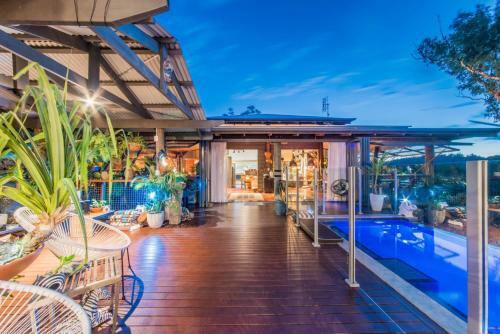 Paradise On Parkland