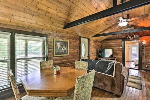 1950s Serenity Pond Cabin Peace And Quiet!