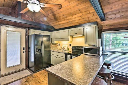 1950s Serenity Pond Cabin Peace And Quiet!