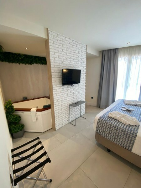 La Puerta de Nerja Hostal Boutique-adults Recommended