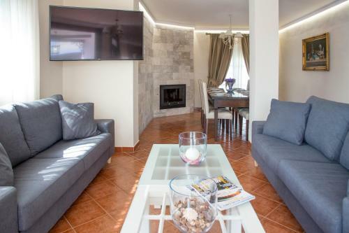 Villa Rosemary