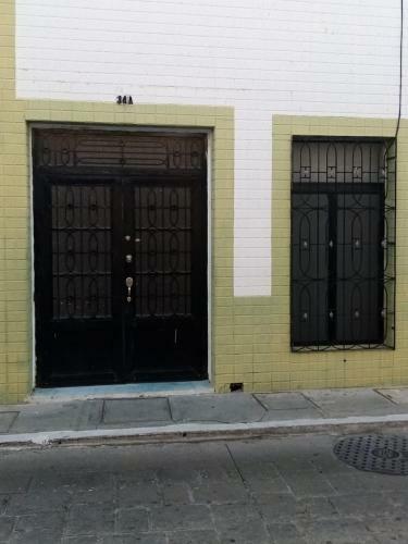 Casa El Flamboy�n Dentro de La Ciudad Amurallada
