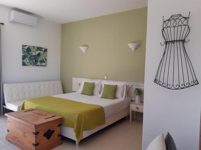 Hotel Albergaria Rosa Montes (.)