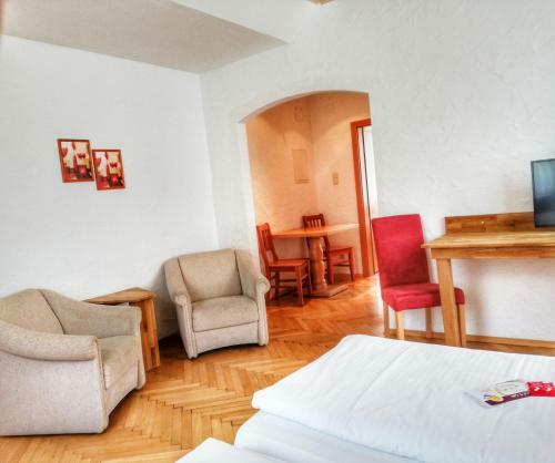 Bed & Breakfast Pension Zuser