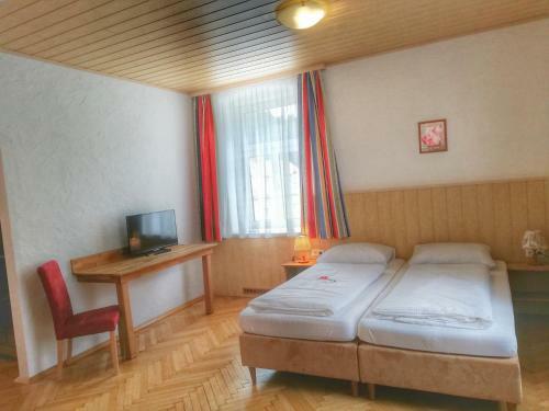Bed & Breakfast Pension Zuser