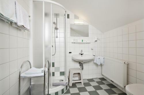 Bed & Breakfast Pension Zuser