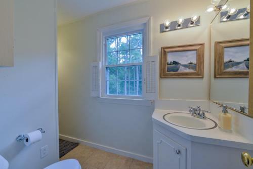 Capstone Pool House