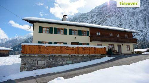Hostal Gastehaus Wolf