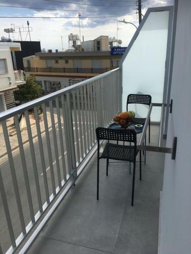 Apartamento Ellenapa Apts & Studios