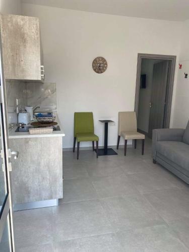 Apartamento Ellenapa Apts & Studios