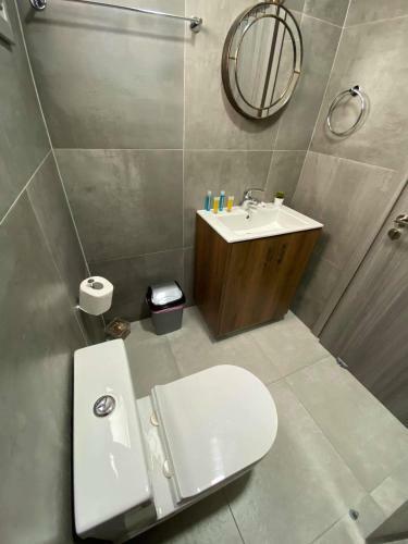 Apartamento Ellenapa Apts & Studios