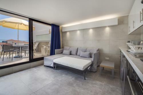 Apartamento Gevoni Deluxe Suites