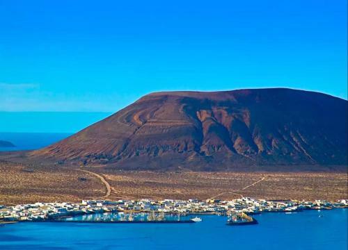 Seaside Villa La Graciosa