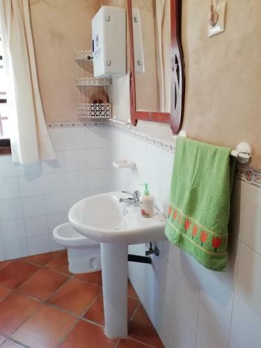 Casa Rural En El Cerro Del B�ho