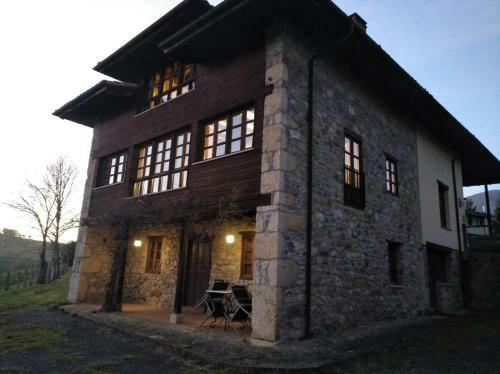 Agroturismo La Casona De Sovi�a