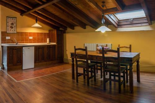 Agroturismo La Casona De Sovi�a