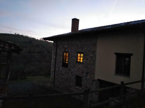 Agroturismo La Casona De Sovi�a