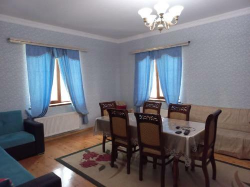 Apartamento Q?b?l?d? Kiray? Ev