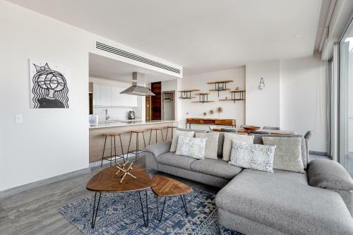 Apartamento Ocean View Condo-beach, Rooftop Pool & Jacuzzi!